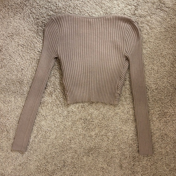 Abercrombie & Fitch Wrap Sweater Crop Top - Picture 2 of 3